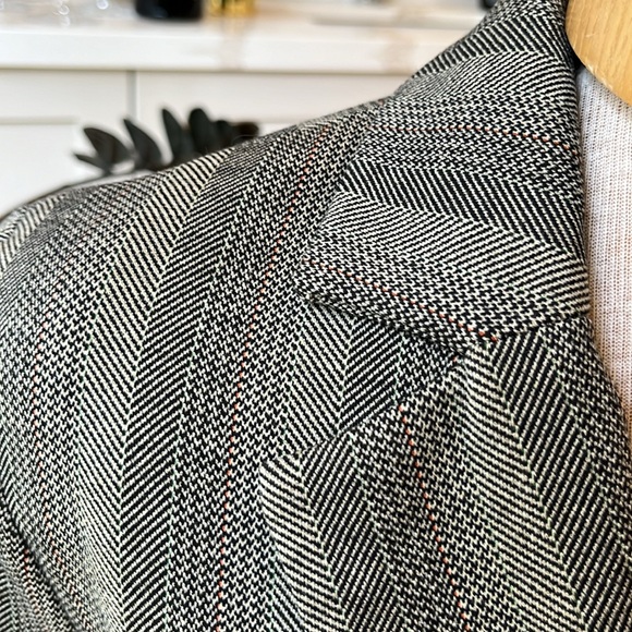 EUC Danielle Bernstein longer belted single button plaid lined jacket - Picture 5 of 16